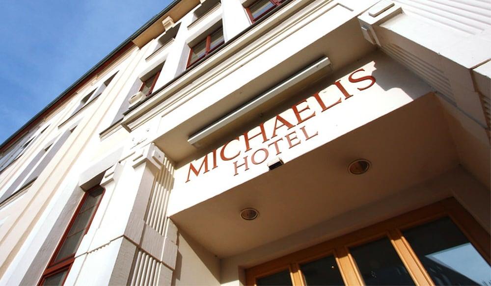 Hotel & Restaurant Michaelis ライプツィヒ エクステリア 写真